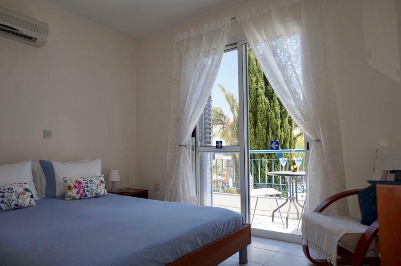 Vila Aurora Townhouse - Complimentary Paphos Airport Transport Exteriér fotografie