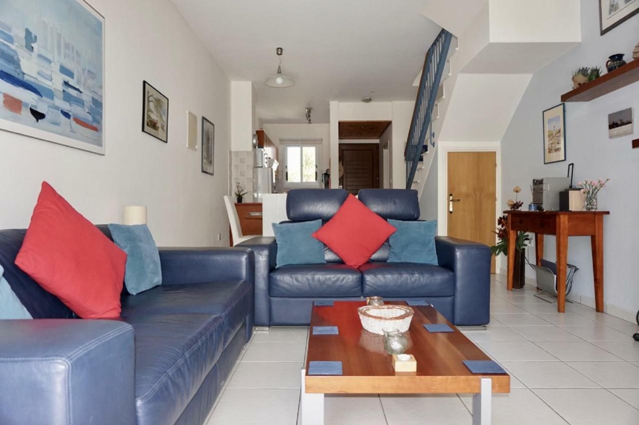 Vila Aurora Townhouse - Complimentary Paphos Airport Transport Exteriér fotografie